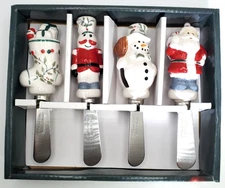 Pfaltzgraff, Winterberry, Ceramic & Stainless Steel Spreader Knives