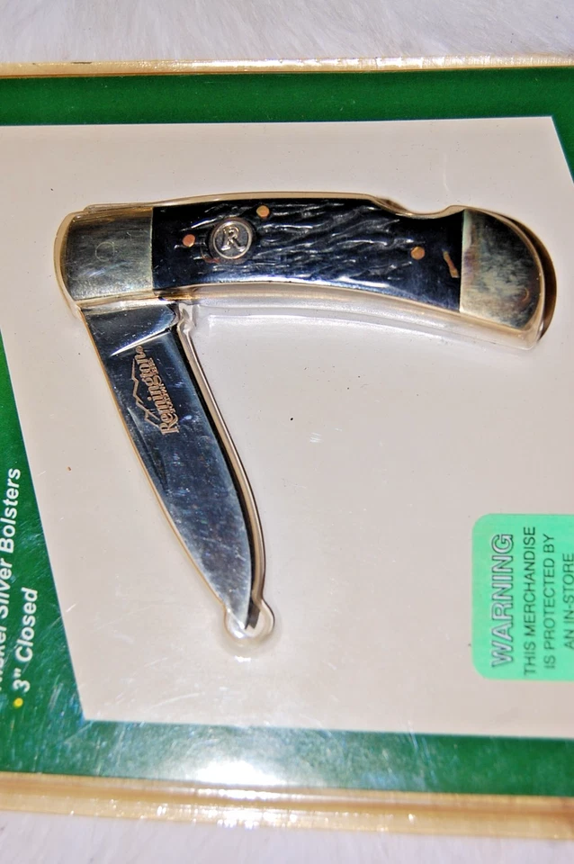 Navaja de Bolsillo Plegable Remington Delrin Negra para Caballeros con Bloqueo Nueva de Lote Antiguo Foto 3 de 4