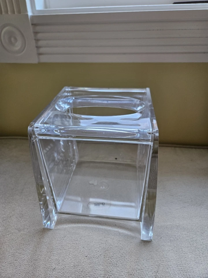 Grainware Regal Carlisle 透明亚克力 Lucite 纸巾盒 现代 — 第 2/4 张图片