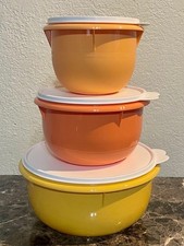 Tupperware Classic Mixing Bowl Container 5/8/12 Cup with White Seal Set of 3 New