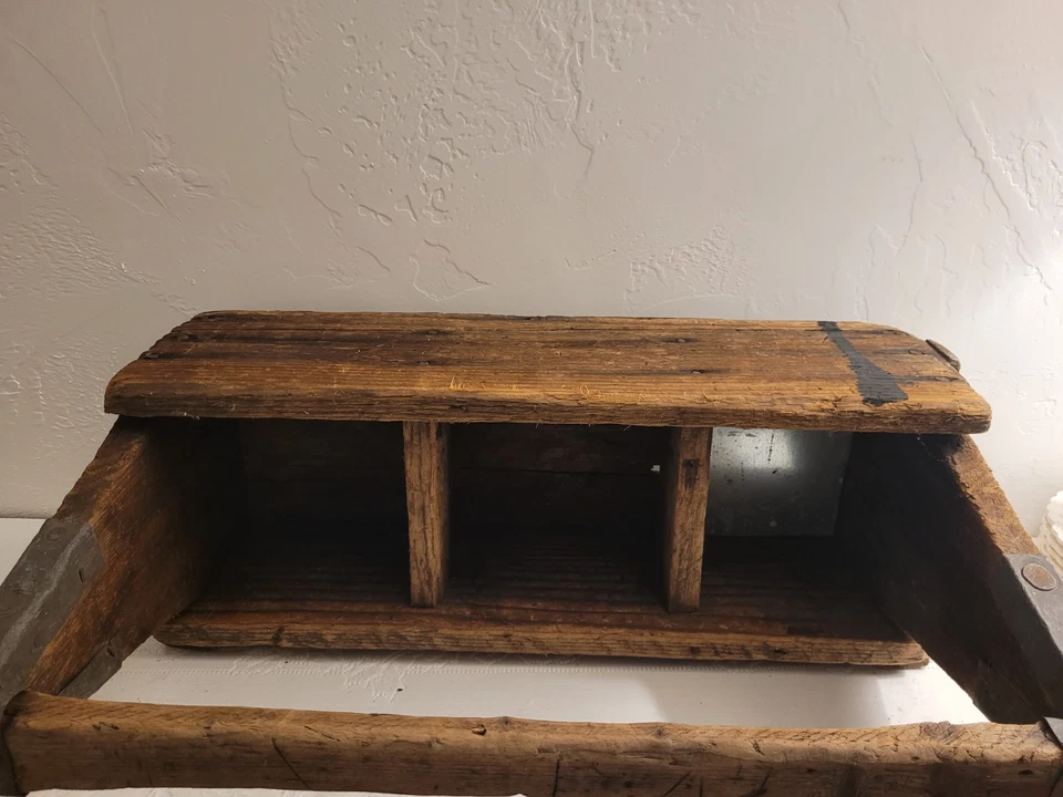 Antique Primitive Solid Wood Tool Chest Caddy Old Worn Handle - Image 4 of 4