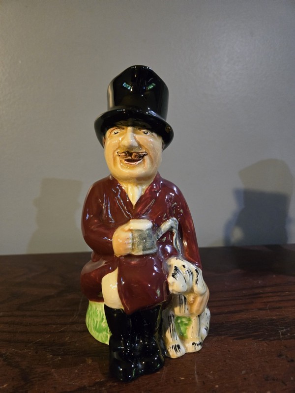 Vintage - Porcelain Huntsman Staffordshire Figurine Made In England Exc++ Cond
