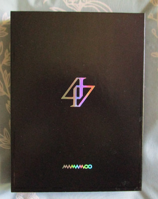MAMAMOO Reality in Black K-Pop Album CD Free Shipping