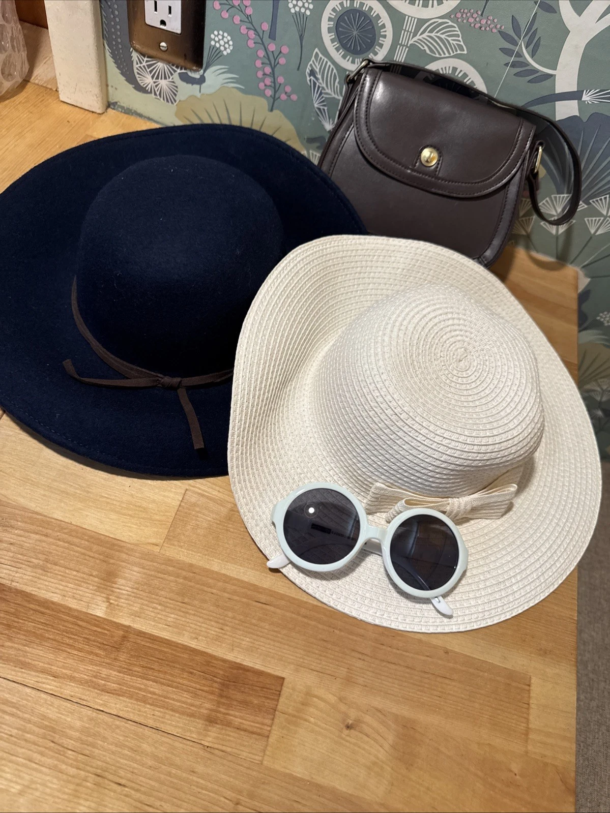Janie And Jack Girl Combo - 2 Hats And Purse + Sunglasses