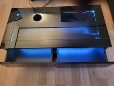 Wohnzimmertisch mit LED