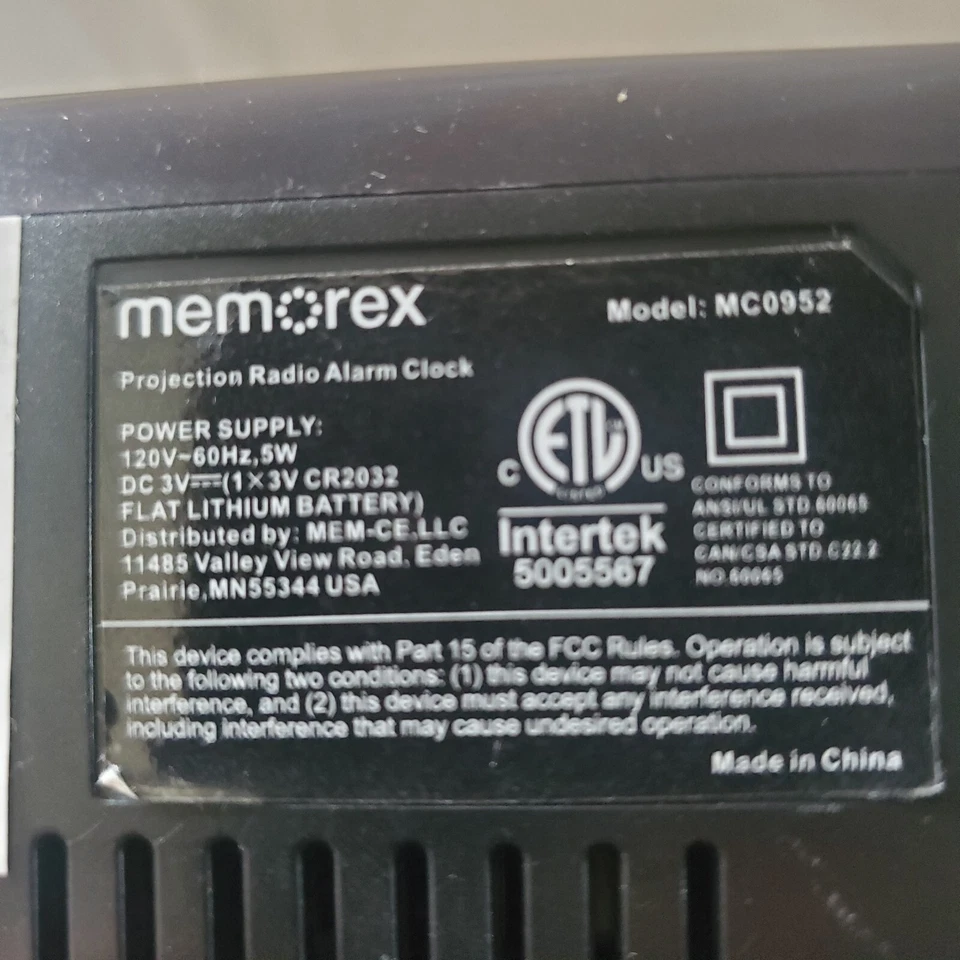 Memorex MC0952 Projection Clock Radio  AM/FM  DUAL ALARM - WORKS  - Image 3 of 3
