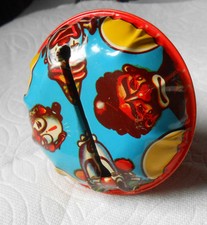 Vintage US Metal Toy Mfg Co Scary Clown Tin Litho Noisemaker