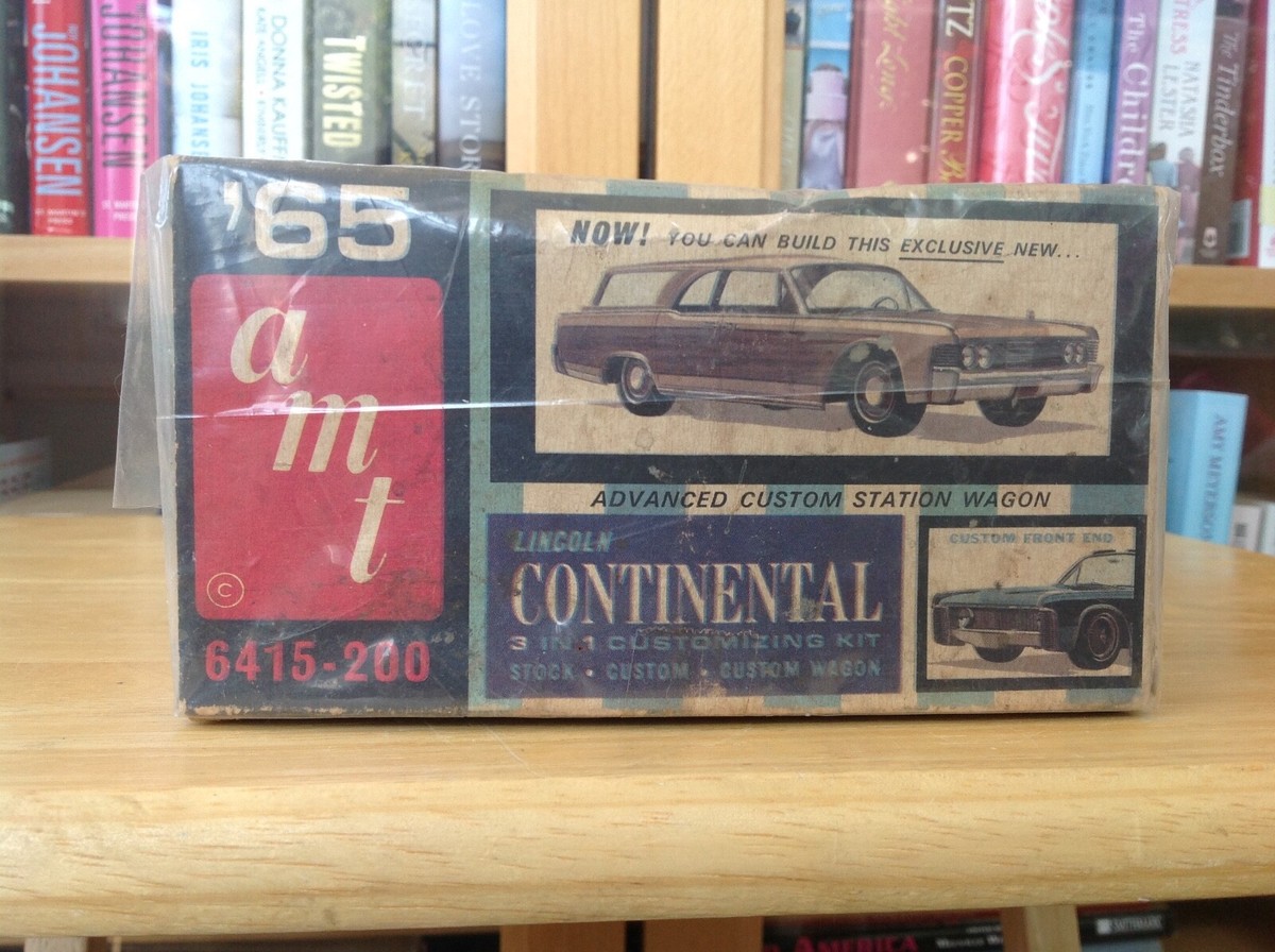 amt 1965 LINCOLN CONTINENTAL 3IN1 プラモデル Amazon.com: AMT 1/25 Scale '65 Lincoln Continental 3-N-1