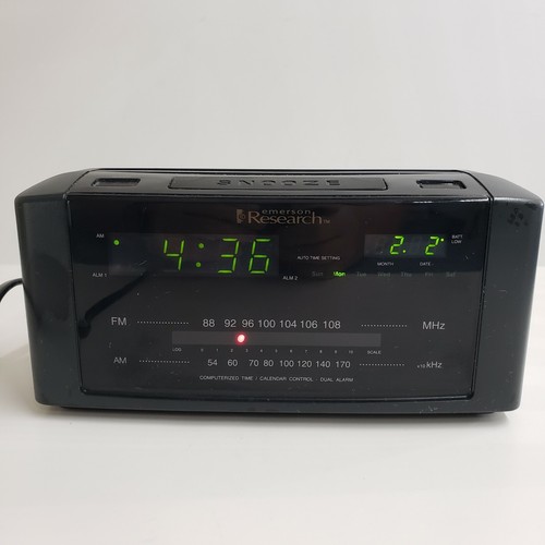 VTG Emerson Research Smart Set Alarm Clock Radio Snooze Black Model CKS2000N - Picture 11 of 11