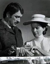 1973 Press Photo Actors Rock Hudson & Susan Clark star in "Showdown" - pix33589