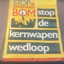 Dutch Protest Poster Stop de Neutronenbom Stop de Kernwapen Wedloop