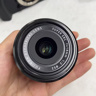 Fujifilm Super EBC XF 18mm F/2 R - W/Hood Wide-Angle-Good working