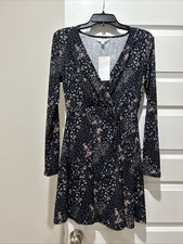 Stitch & Pine Sz Medium Long Sleeve Black Wrap Dress With Floral Print