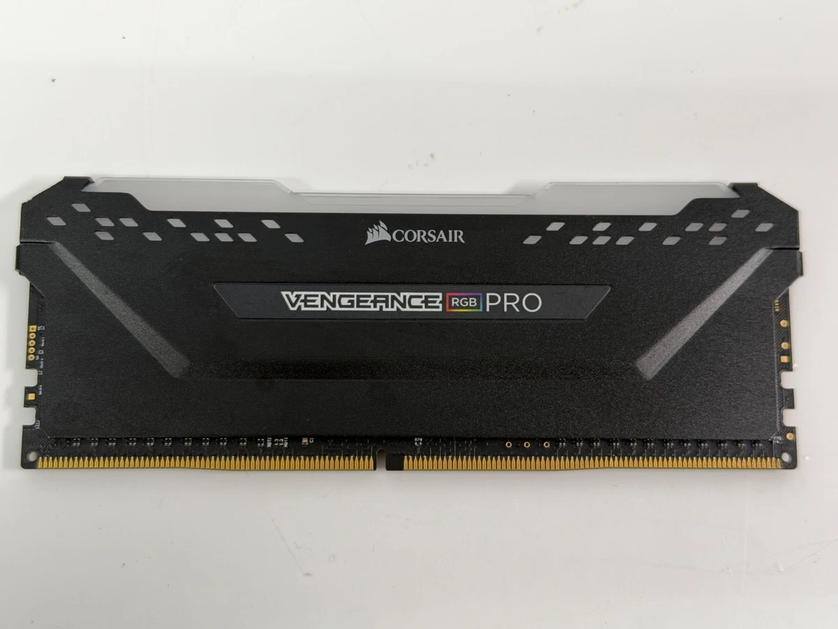 25+ Corsair PC4-24000 (DDR4-3000) Bus Speed DIMM Computer Memory