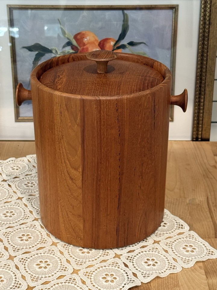 Vntg Danish Modern MCM 11" Staved Teak Wood Ice Bucket Early Digsmed (labeled)