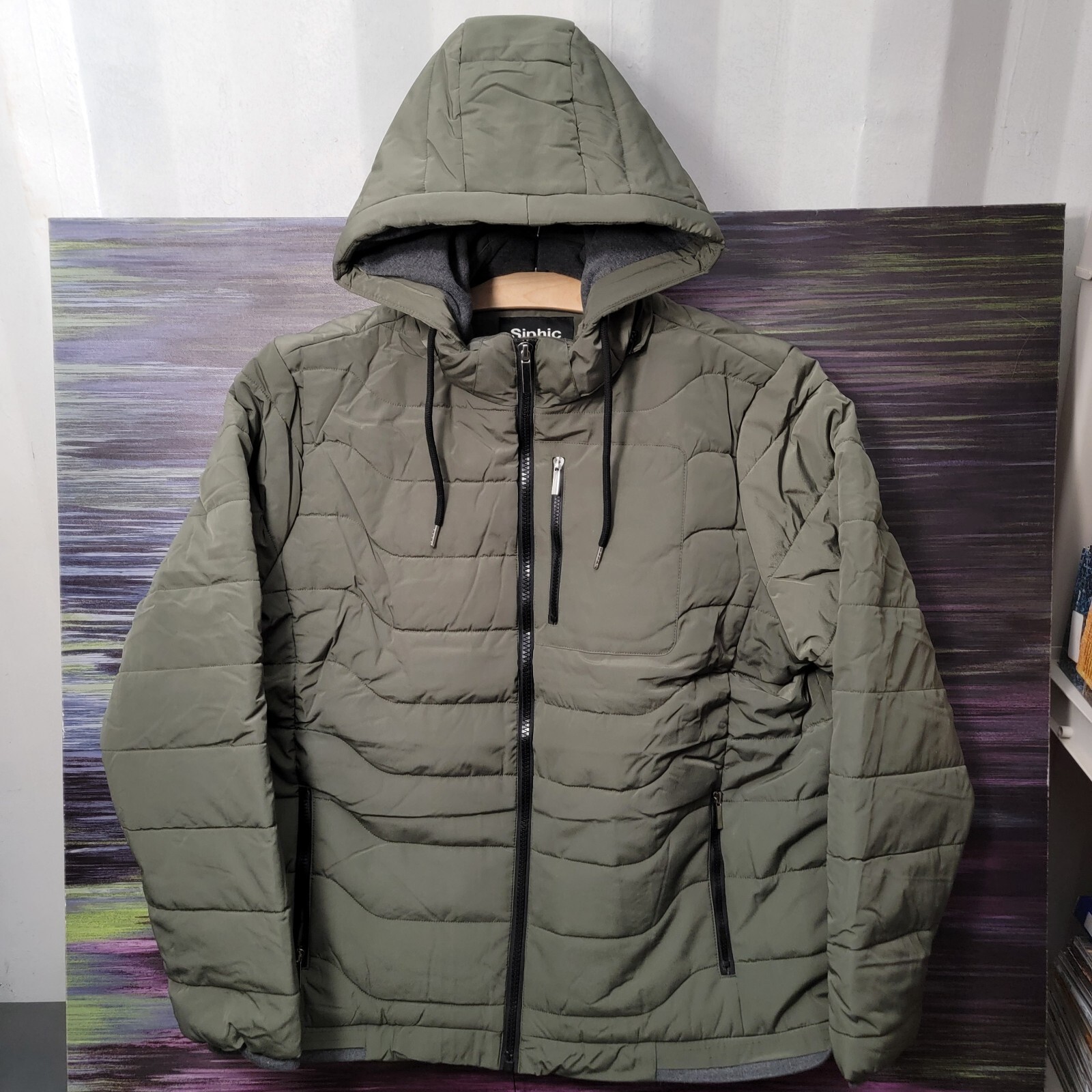 Men's Siphic XXL Green Puffer Jacket with Removable Hood and Full Zip Pockets  -image