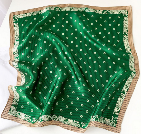 Scar 100% Silk 20“ small Scarf Women neckerchief Wrap dot green soft