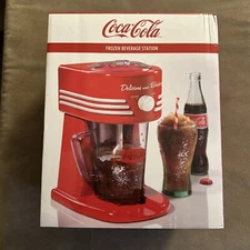 Nostalgia FBS400COKE Frozen Beverage Station - 40oz