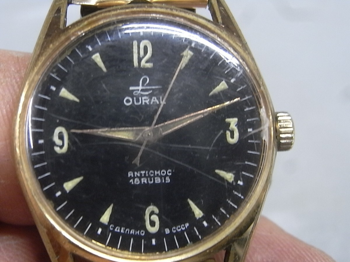 Montre Bracelet Vintage Russe OURAL Mécanique - Boîtier Plaqué Or - Pour Homme