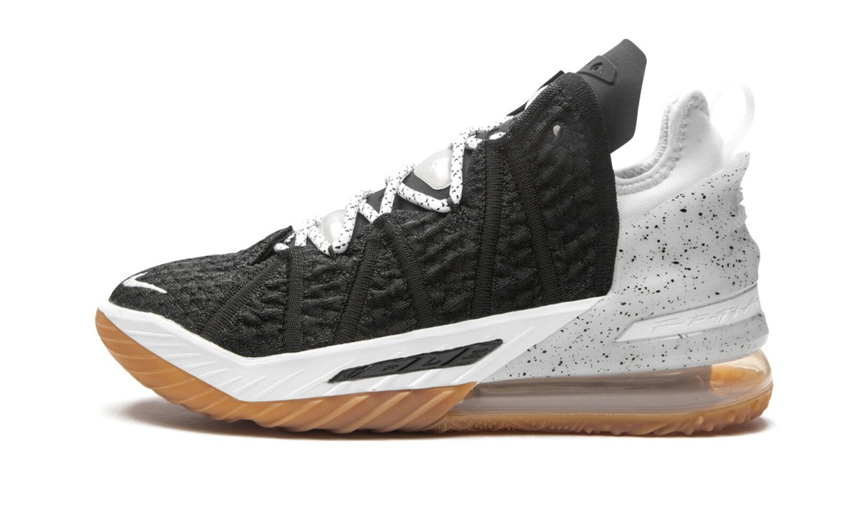 レア！Nike LeBron 18ブラック/ホワイト25センチ NIKE LEBRON 18 XVIII SNEAKERS MID BLACK-WHITE-GUM SOLES MENS