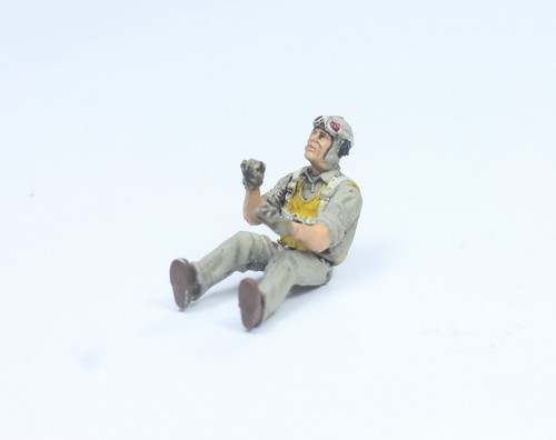 Prévente 1:48 Pro-peint USAAF pilote de chasse assis WW2 - Photo 3/6