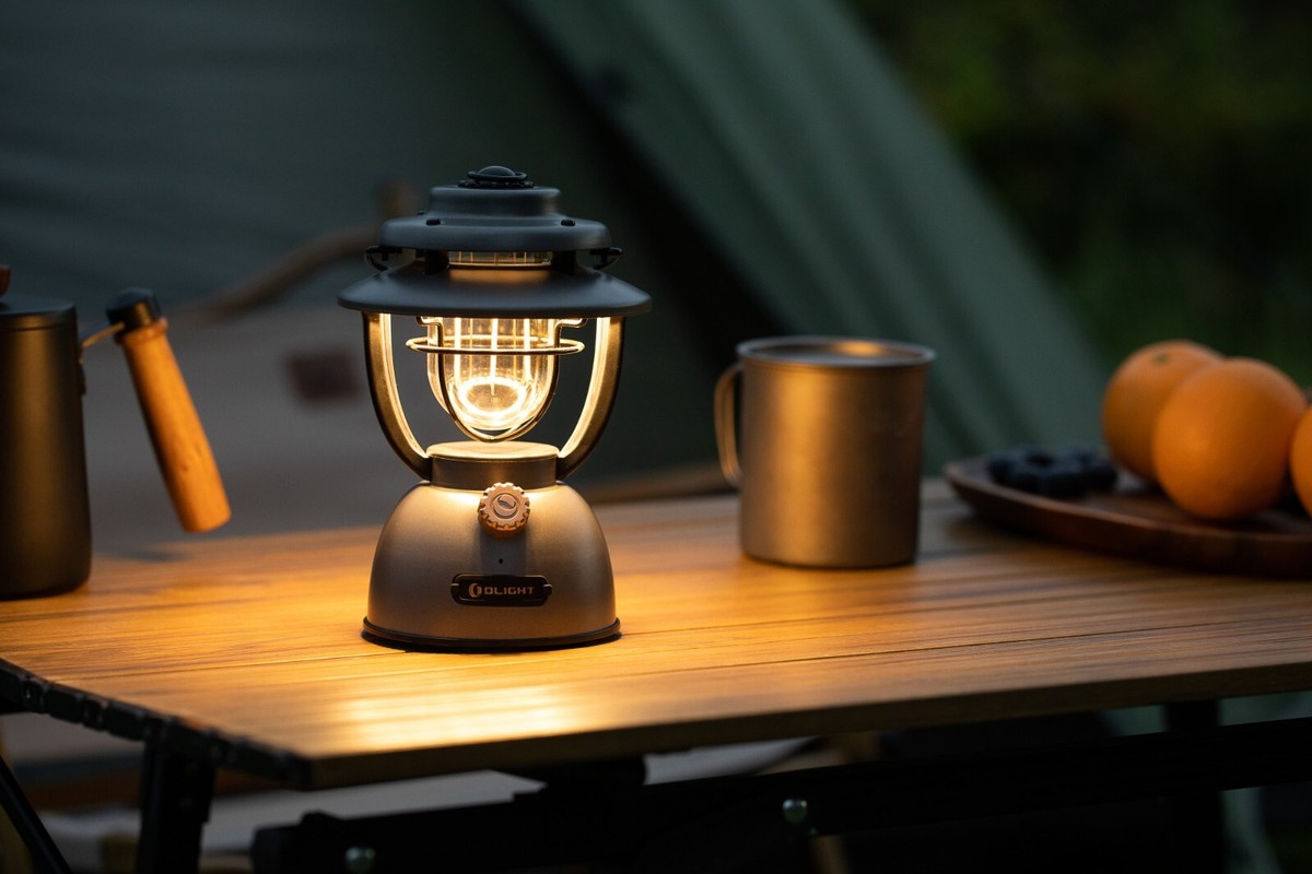 オーライト　Olantern2Pro Olight Olantern Classic 2 Pro Lantern Review - ZeroAir Reviews