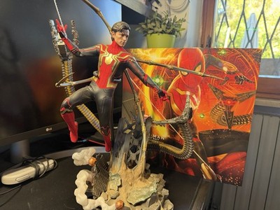 Hot Toys Spider-Man No Way Home Integrated Suit Sixth Scale Actionfigur Deluxe