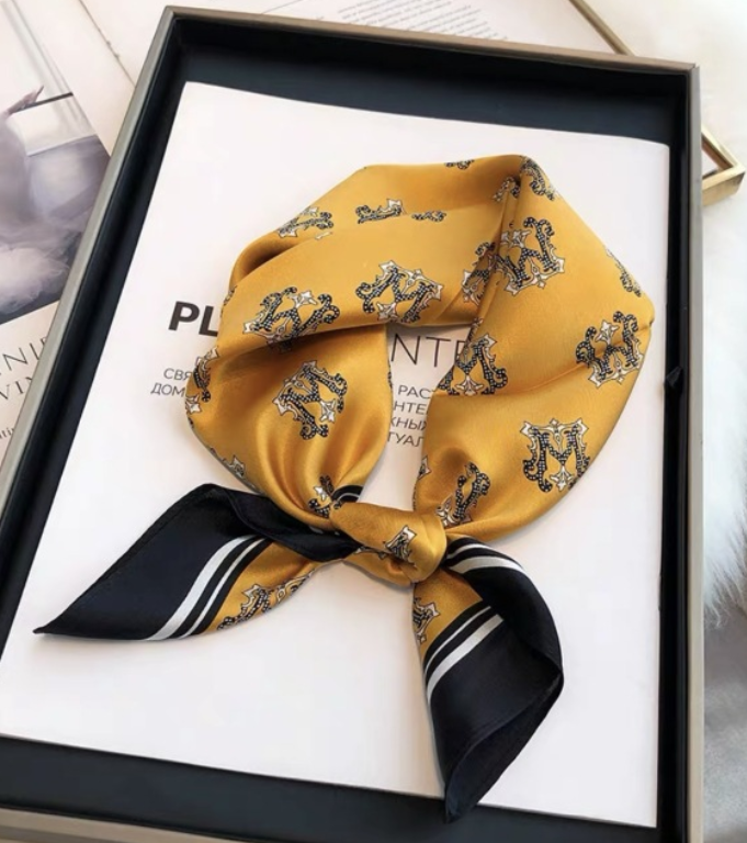 100% Pure Mulberry Silk Bandana Scarf Shawl Wrap 21 Inch Graphic Print