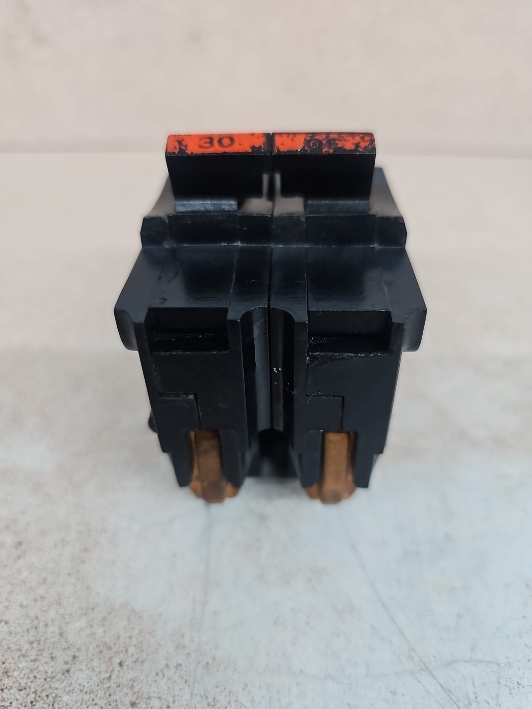 Federal Pacific AMERICAN FPE NA230 30 AMP 2 POLE BLURRY RED handle