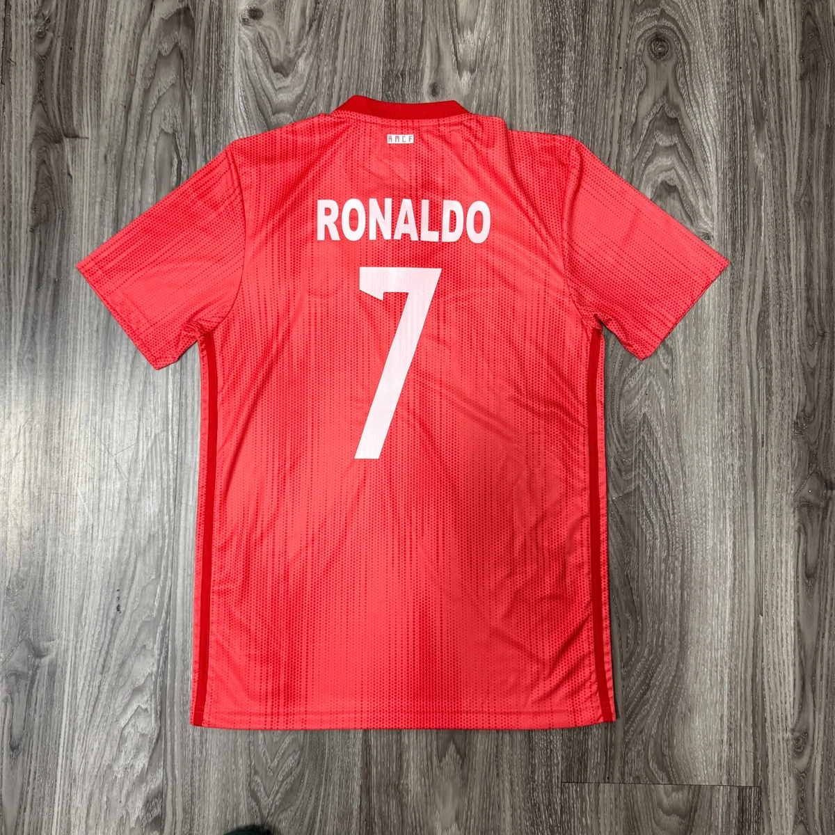 Preços baixos em Real Madrid Cristiano Ronaldo Red ventilador de