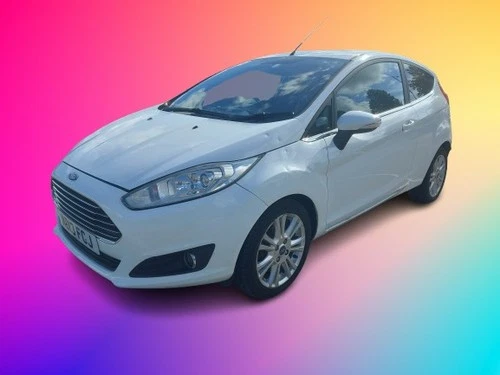 2013 Ford Fiesta, Cheap Insurance & Tax £30 a year, 12 MOT, New Drivers & Family - Picture 3 of 24