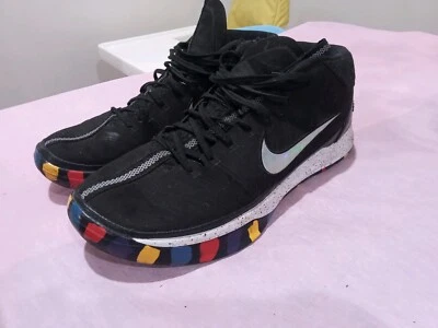 kobe march madness shoes