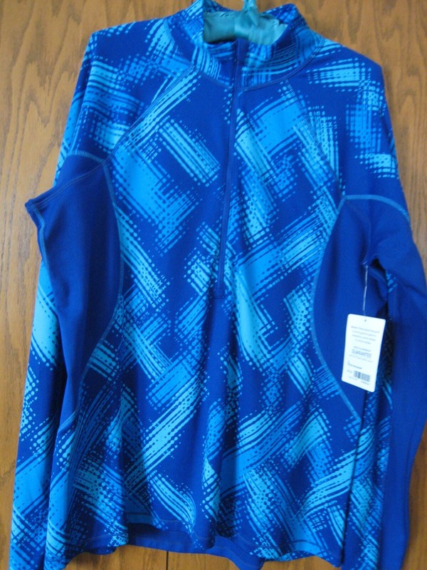 Athleta 1/2 Zip Printed Endurasapp pullover. Sz L New w tags -turq/ royal blue