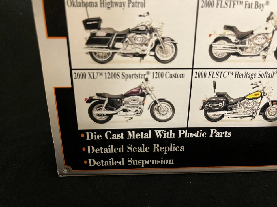 Harley Davidson Maisto 1:18 2000 XL 1200S Sportster 1200 personalizada, púrpura, usada Foto 4 de 4