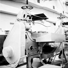 NEUVIC SUR L'ISLE c. 1960 - Factory Marbot Dordogne 4 negatives 6x6 - NAQ 235