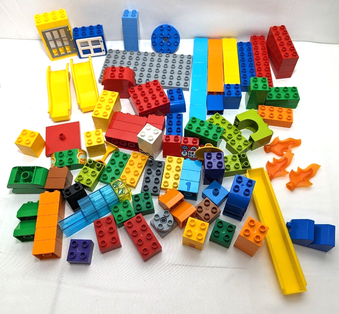 レゴ BASIC / SYSTEM / duplo（約600ピース）ケース付き $_57.JPG?set_id=880000500F