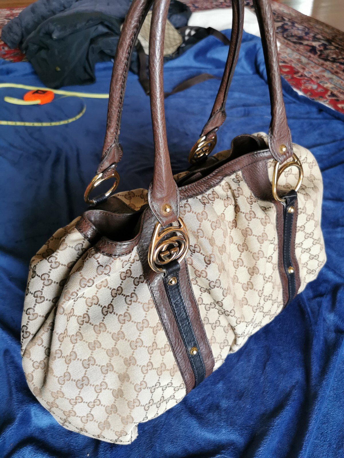 GUCCI GG Monogram Hobo Beige  extra large. Great … - image 6