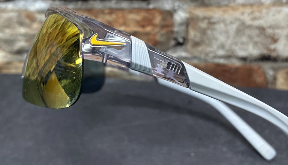 Nike Show X1 DX6520 Sunglasses - Image 3 of 4