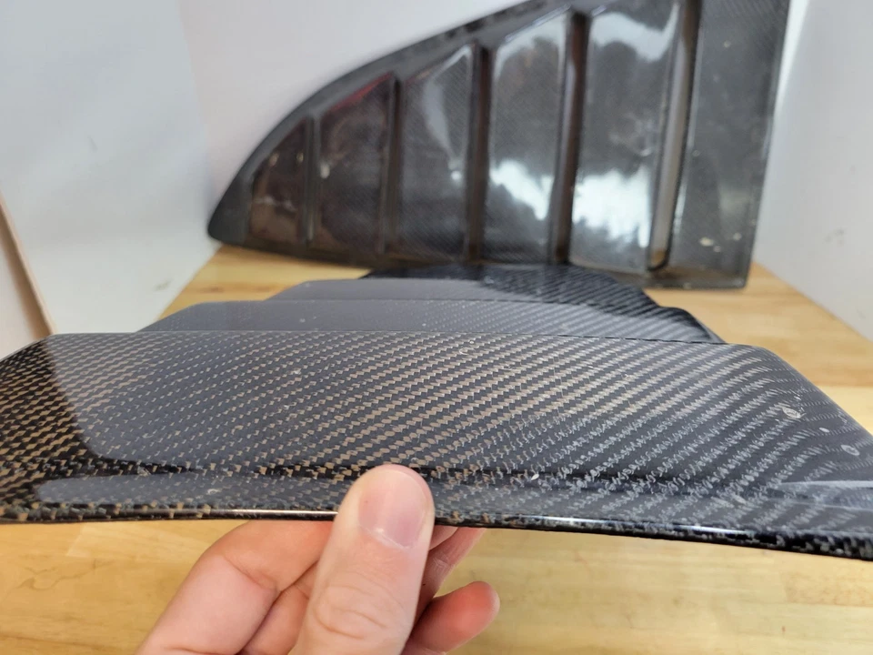 Carbon Fiber C Pillar Window Louvers for 2009-2016 Hyundai Genesis Coupe USED - Image 2 of 4