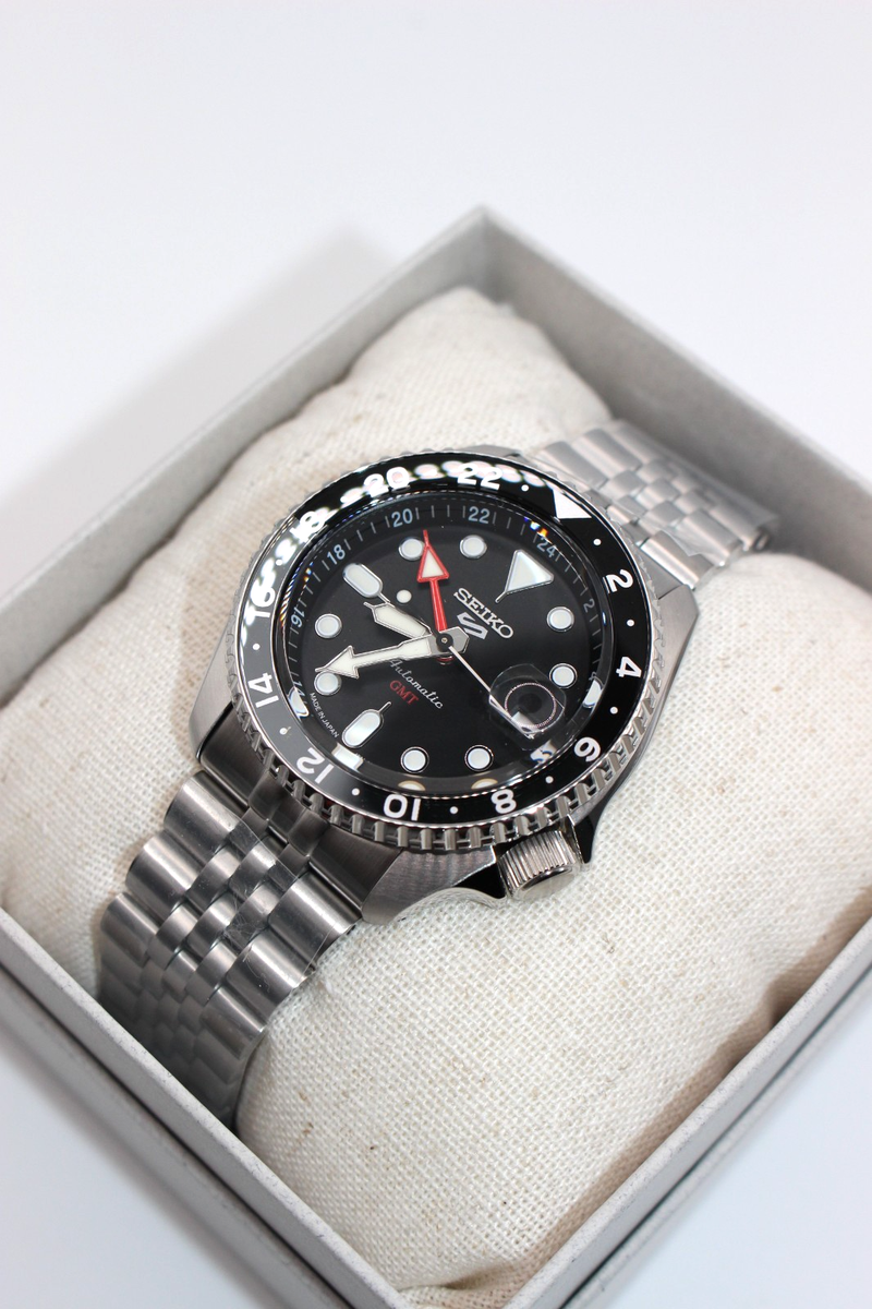 SEIKO 5 Sports SKX Sports Style GMT SBSC001 Men's Watch Automatic