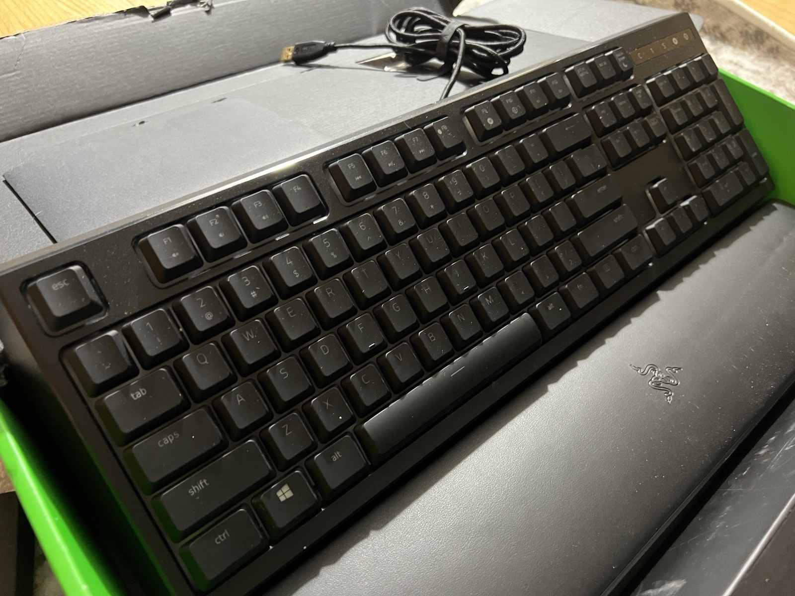 Razer Ornata Mecha-Membrane Gaming Keyboard RZ03-02041800-R3