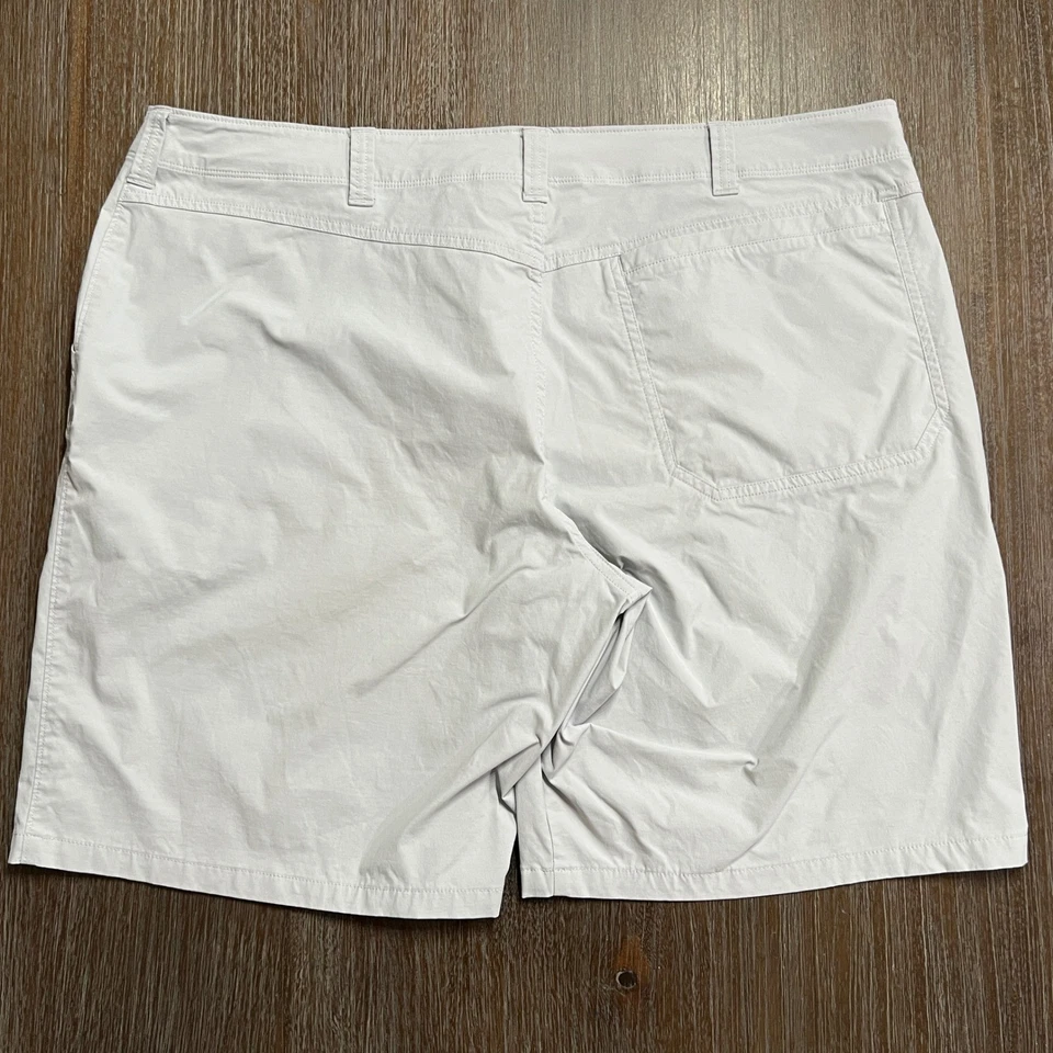 Pantalones Cortos de Golf Under Armour Para Hombre Calce Suelto Talla 42 Gris Nylon Elastano Foto 2 de 4