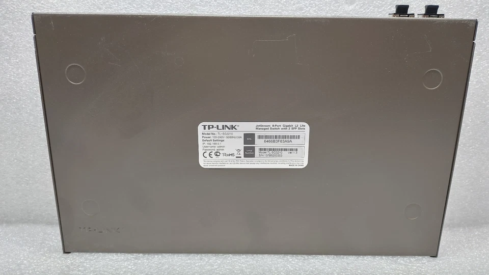 Управляемый коммутатор TP-LINK TL-SG3210 8 портов Gigabit L2 с 2 слотами SFP #99 - Изображение 3 из 4