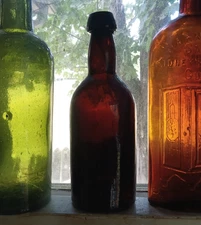 1860s BLACKGLASS REDDISH AMBER WESTFORD CONN APPLIED BLOB TOP ALE OR BEER BOTTLE