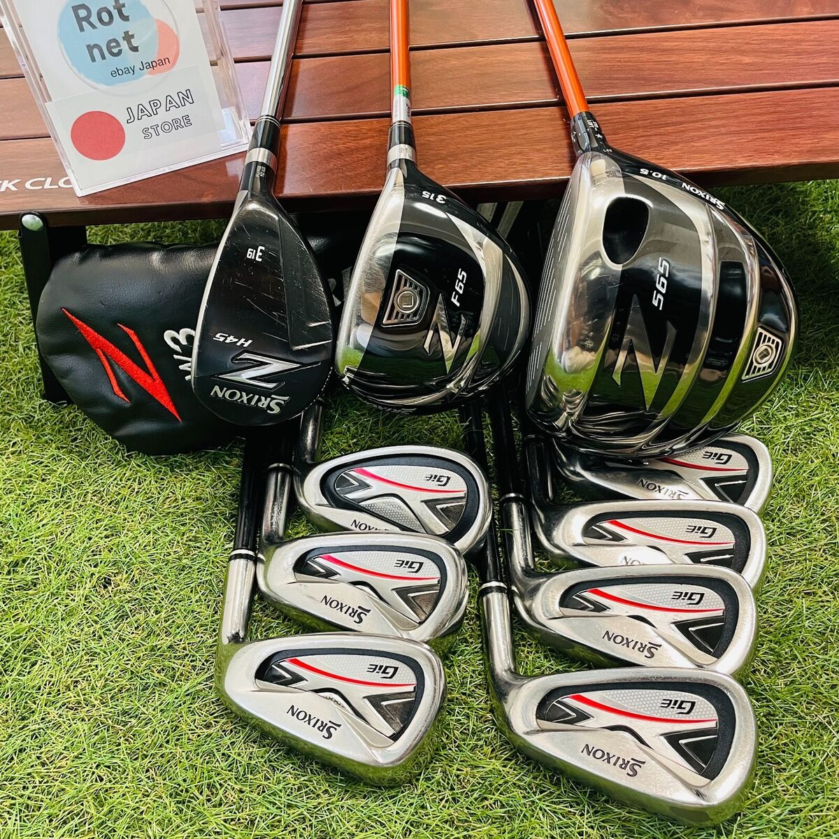 Srixon GiE 10.5° Black Driver Stiff Graphite Shaft Srixon Grip Srixon GiE 10.5° Black Driver Stiff Graphite Shaft Srixon Grip