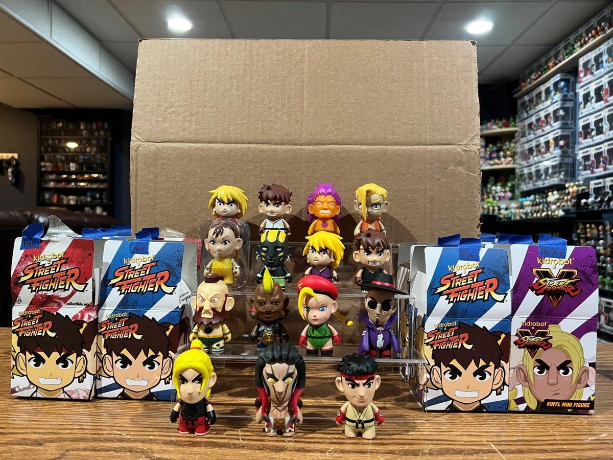 Kidrobot street fighter リュウ　ケン Amazon.co.jp: Ken 1: Street Fighter x KidRobot 7.6cm Mini