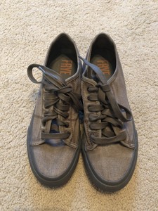 frye tennis shoes