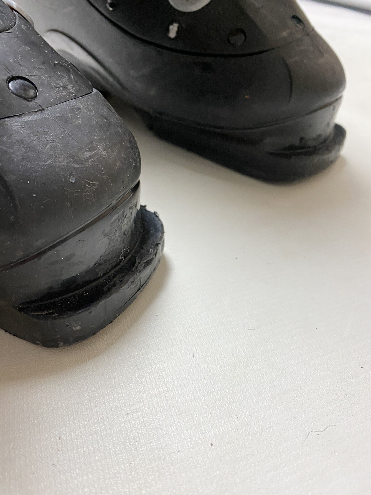 Scarponi da sci Salomon. Taglia UK 8 5 ThermicFit nero arancione con borsa