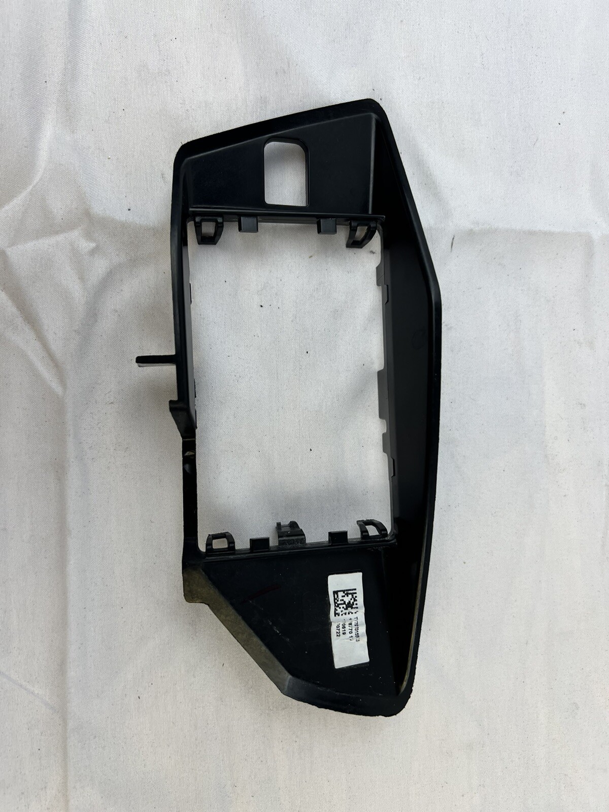 Genuine BMW G20 320i 320dX 320i 330i Absorber Funnel Left 