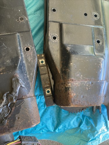 1964-1966 Ford Thunderbird Pair Rear 1/4 Vent Window Glass w/ Regulator - Picture 4 of 8